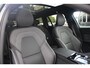 Volvo V60 T8 455PK Plug-in hybrid AWD Plus Dark | Adaptive Cruise & Pilot Assist | Panoramisch Schuif-/kanteldak | Premium Harman/Kardon Audio | Extra Getint Glas Achter | 360 Camera | Sportstoelen | Stoel & Stuurverwarming |