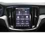 Volvo V60 T8 455PK Plug-in hybrid AWD Plus Dark | Adaptive Cruise & Pilot Assist | Panoramisch Schuif-/kanteldak | Premium Harman/Kardon Audio | Extra Getint Glas Achter | 360 Camera | Sportstoelen | Stoel & Stuurverwarming |
