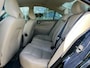 Volvo S60 2.4 Drivers Edition Automaat | Rijklaar incl garantie | Leer Meesturende xenon Trekhaak Parkeersensoren