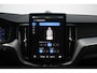 Volvo XC60 T8 Plug-in hybrid AWD Ultra Black Edition | Luchtvering | Nappa Leder incl. massagefunctie | Stoel & Stuurverwarming | Stoelventilatie | Adaptive Cruise & Pilot Assist | Bowers & Wilkins High End Audio | Panoramisch Schuif-/kanteldak |