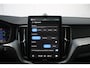 Volvo XC60 T8 Plug-in hybrid AWD Ultra Black Edition | Luchtvering | Nappa Leder incl. massagefunctie | Stoel & Stuurverwarming | Stoelventilatie | Adaptive Cruise & Pilot Assist | Bowers & Wilkins High End Audio | Panoramisch Schuif-/kanteldak |