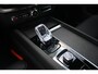 Volvo XC60 T8 Plug-in hybrid AWD Ultra Black Edition | Luchtvering | Nappa Leder incl. massagefunctie | Stoel & Stuurverwarming | Stoelventilatie | Adaptive Cruise & Pilot Assist | Bowers & Wilkins High End Audio | Panoramisch Schuif-/kanteldak |