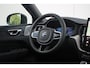 Volvo XC60 T8 Plug-in hybrid AWD Ultra Black Edition | Luchtvering | Nappa Leder incl. massagefunctie | Stoel & Stuurverwarming | Stoelventilatie | Adaptive Cruise & Pilot Assist | Bowers & Wilkins High End Audio | Panoramisch Schuif-/kanteldak |