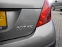Peugeot 207 CC 1.6-16V T Féline | Cabrio | Hardtop | 150 PK | 17 inch Lichtmetalen velgen | Cruise control | Parkeerhulp achter | Climate control | Lederen bekleding | Elektrische ramen