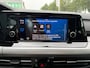 Volkswagen Golf 1.0 eTSI Life Business | Automaat | Apple Carplay | ACC | Sfeerverlichting | Climate Control |