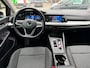 Volkswagen Golf 1.0 eTSI Life Business | Automaat | Apple Carplay | ACC | Sfeerverlichting | Climate Control |