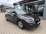 Volkswagen Golf 1.0 eTSI Life Business | Automaat | Apple Carplay | ACC | Sfeerverlichting | Climate Control |
