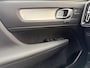 Volvo XC40 2.0 B4 Plus Dark | Adaptieve Cruise Control | Stoel-/Stuurverwarming | Harman Kardon Audio | Navigatie | BLIS | Getint Glas | Voorruitverwarming |