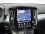Volvo XC40 2.0 B4 Plus Dark | Schuif-/Kanteldak | Adaptieve Cruise Control | BLIS | Nubuck Bekleding | BLIS | Stoel-/Stuurverwarming | Parkeersensoren Voor en Achter