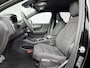 Volvo XC40 Recharge 70 kWh Core | Cruise Control | Parkeercamera | High Performance Audio | Stoel-/Stuurverwarming | Donker Getint Glas | Standverwarming | Uitschuifbare Beensteunen | Apple Carplay |
