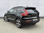 Volvo XC40 Recharge 70 kWh Core | Cruise Control | Parkeercamera | High Performance Audio | Stoel-/Stuurverwarming | Donker Getint Glas | Standverwarming | Uitschuifbare Beensteunen | Apple Carplay |