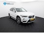 BMW X1 SDrive20i High Executive / Leder / HUD / Stoelverwarming