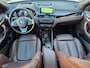 BMW X1 SDrive20i High Executive / Leder / HUD / Stoelverwarming