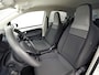 Volkswagen Up! 1.0 BMT Sport up! (NAVIGATIE, APPLE CARPLAY, GETINT GLAS, SPORTSTOELEN, ELEK RAMEN, NIEUWE APK)