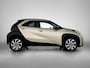 Toyota Aygo X 1.0 VVT-i S-CVT Pulse + | BTW Voertuig | Parkeersensoren voor+achter | Keyless Entry/Start | Climate Control | Cruise Control Adaptive | achteruitrijcamera | Apple CarPlay/Android Auto |