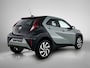 Toyota Aygo X 1.0 VVT-i S-CVT Pulse + | BTW Voertuig | Parkeersensoren voor+achter | Keyless Entry/Start | Climate Control | Cruise Control Adaptive | achteruitrijcamera | Apple CarPlay/Android Auto |