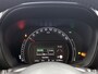 Toyota Aygo X 1.0 VVT-i S-CVT Pulse + | BTW Voertuig | Parkeersensoren voor+achter | Keyless Entry/Start | Climate Control | Cruise Control Adaptive | achteruitrijcamera | Apple CarPlay/Android Auto |