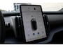 Volvo EX30 P5 Long Range Plus Europa 69 kWh | Achteruitrijcamera | Apple Carplay & Android Auto | audio installatie premium | Bots waarschuwing systeem | Cruise control adaptief met Stop&Go en stuurhulp | Lichtmetalen velgen 5-spaaks 18" | Dodehoekdetectie met correctie | Stof/kunstlederen bekleding | Extra getint glas