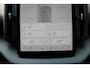 Volvo EX30 P5 Long Range Plus Black Edition Europa 69 kWh | Apple Carplay & Android Auto | Bluetooth telefoonvoorbereiding | Cruise control adaptief met Stop&Go en stuurhulp | Electronic climate controle | Stof/kunstlederen bekleding | Warmtepomp | Voorstoelen verwarmd |