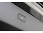 Volvo EX30 P5 Long Range Plus Black Edition Europa 69 kWh | Apple Carplay & Android Auto | Bluetooth telefoonvoorbereiding | Cruise control adaptief met Stop&Go en stuurhulp | Electronic climate controle | Stof/kunstlederen bekleding | Warmtepomp | Voorstoelen verwarmd |