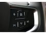 Volvo EX30 P5 Long Range Plus Black Edition Europa 69 kWh | Apple Carplay & Android Auto | Bluetooth telefoonvoorbereiding | Cruise control adaptief met Stop&Go en stuurhulp | Electronic climate controle | Stof/kunstlederen bekleding | Warmtepomp | Voorstoelen verwarmd |