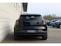 Volvo EX30 P5 Long Range Plus Black Edition Europa 69 kWh | Apple Carplay & Android Auto | Bluetooth telefoonvoorbereiding | Cruise control adaptief met Stop&Go en stuurhulp | Electronic climate controle | Stof/kunstlederen bekleding | Warmtepomp | Voorstoelen verwarmd |