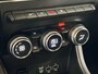 Renault Captur 90PK TCe Techno | 1e eigenaar | Schuif-Kantel Dak | Camera | Navigatie | Apple Carplay/Android Auto | Parkeersensoren | Trekhaak | Climate Control | Lichtmetalen Velgen | Full LED |