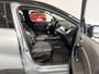 Renault Captur 90PK TCe Techno | 1e eigenaar | Schuif-Kantel Dak | Camera | Navigatie | Apple Carplay/Android Auto | Parkeersensoren | Trekhaak | Climate Control | Lichtmetalen Velgen | Full LED |