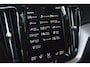 Volvo XC60 T5 R-Design | Panoramadak | Camera | Standkachel | Verwarmd stuur / stoelen | Dealeronderhouden
