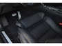 Volvo XC60 T5 R-Design | Panoramadak | Camera | Standkachel | Verwarmd stuur / stoelen | Dealeronderhouden