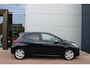 Peugeot 208 1.2 PureTech Signature Airco Navi Carplay Super mooi, dealer onderhouden