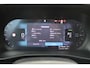Volvo EC40 Single Motor Ext. Range Ultra Bl.Ed. Europa 82 kWh | Panoramadak | Verwarmbare voorstoelen+stuurwiel | Elektrisch bedienbare voorstoelen | 360 graden camera | Premium Audio by Harman Kardon | Warmtepomp | Adaptieve Cruise Control