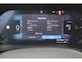 Volvo EC40 Single Motor Ext. Range Ultra Bl.Ed. Europa 82 kWh | Panoramadak | Verwarmbare voorstoelen+stuurwiel | Elektrisch bedienbare voorstoelen | 360 graden camera | Premium Audio by Harman Kardon | Warmtepomp | Adaptieve Cruise Control