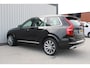 Volvo XC90 2.0 B5 AWD Inscription Intro Edition | Incl. 12 maanden garantie | 7 persoons | Adaptieve cruise control | Pilot assist | Bowers & Wilkins audio | Head-up display | Stoelverwarming/ventilatie | Stuurverwarming | Schuif/kantel dak | Trekhaak |