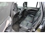 Volvo XC90 2.0 B5 AWD Inscription Intro Edition | Incl. 12 maanden garantie | 7 persoons | Adaptieve cruise control | Pilot assist | Bowers & Wilkins audio | Head-up display | Stoelverwarming/ventilatie | Stuurverwarming | Schuif/kantel dak | Trekhaak |