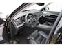 Volvo XC90 2.0 B5 AWD Inscription Intro Edition | Incl. 12 maanden garantie | 7 persoons | Adaptieve cruise control | Pilot assist | Bowers & Wilkins audio | Head-up display | Stoelverwarming/ventilatie | Stuurverwarming | Schuif/kantel dak | Trekhaak |
