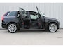 Volvo XC90 2.0 B5 AWD Inscription Intro Edition | Incl. 12 maanden garantie | 7 persoons | Adaptieve cruise control | Pilot assist | Bowers & Wilkins audio | Head-up display | Stoelverwarming/ventilatie | Stuurverwarming | Schuif/kantel dak | Trekhaak |