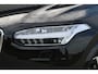 Volvo XC90 2.0 B5 AWD Inscription Intro Edition | Incl. 12 maanden garantie | 7 persoons | Adaptieve cruise control | Pilot assist | Bowers & Wilkins audio | Head-up display | Stoelverwarming/ventilatie | Stuurverwarming | Schuif/kantel dak | Trekhaak |