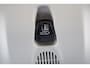 Volvo XC90 2.0 B5 AWD Inscription Intro Edition | Incl. 12 maanden garantie | 7 persoons | Adaptieve cruise control | Pilot assist | Bowers & Wilkins audio | Head-up display | Stoelverwarming/ventilatie | Stuurverwarming | Schuif/kantel dak | Trekhaak |