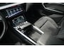 Audi E-tron 55 Quattro 408 pk Edition 95 kWh S-Line / Daytona-Grau/ Pano-Dak/ 89&SOH/ B&O 3D/ Matrix-LED/ Head-Up/ Lucht-Vering/ Stoelverw. V&A/ Stuurverw./