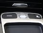 Mercedes-Benz A-klasse 250 e Business Solution AMG Panoramadak - Carplay - Stoelverwarming - Achteruitrijcamera - 18 Inch