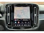 Volvo EC40 Twin Motor Ultra Black Edition Europa 82 kWh | Panoramadak | Elektrisch verstelbare voorstoelen met geheugenfunctie | Harman Kardon | 360 graden camera | Extra getint glas | 20 inch. lichtmetalen velgen | Stoel-/stuurwielverwarming | Pilot assist | Verwarmde achterbank | Dak in contrasterende kleur
