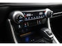 Toyota RAV4 2.5 Hybrid AWD Executive | Leder | Dodehoek detectie | JBL | Navigatie | 360 camera | Stoel-/stuurverwarming | Verwarmbare voorruit | Stoelventilatie | Digitale binnenspiegel | Apple Carplay / Android Auto | 19 inch