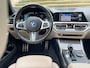 BMW 3-Serie Touring 330e M-Sport | BMW Individual | Panoramadak | HiFi System | Trekhaak | Comfort Access | Carbon Int. | SOH 93%