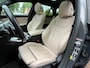 BMW 3-Serie Touring 330e M-Sport | BMW Individual | Panoramadak | HiFi System | Trekhaak | Comfort Access | Carbon Int. | SOH 93%