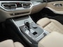 BMW 3-Serie Touring 330e M-Sport | BMW Individual | Panoramadak | HiFi System | Trekhaak | Comfort Access | Carbon Int. | SOH 93%
