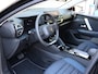 Citroën C4 1.2 Hybrid 145pk Collection | SNEL RIJDEN | Camera | Zwarte velgen | Draadloos Apple Carplay en Android Auto