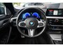 BMW 5-Serie Touring 540i 340 pk xDrive High Executive M-Sportpakket / Pano-Dak/ Bowers&Wilkins/ Massage/ Head-Up/ Soft-Close/ Adap.Ond./ Nappa-Leder/ Adap.Cruise/ Stoel.Verw/ Stuur-Verw/ Trekhaak/ 20'' LMV