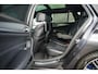 BMW 5-Serie Touring 540i 340 pk xDrive High Executive M-Sportpakket / Pano-Dak/ Bowers&Wilkins/ Massage/ Head-Up/ Soft-Close/ Adap.Ond./ Nappa-Leder/ Adap.Cruise/ Stoel.Verw/ Stuur-Verw/ Trekhaak/ 20'' LMV