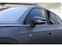 Volkswagen Touareg 3.0 TSi eHybrid 4MOTION R design | Luchtvering | Panoramisch schuifdak | Adaptieve Cruise Control | Head-up display | Soft close portieren | Leder "Puglia" "R-logo' zwart/ blauwe stikking |